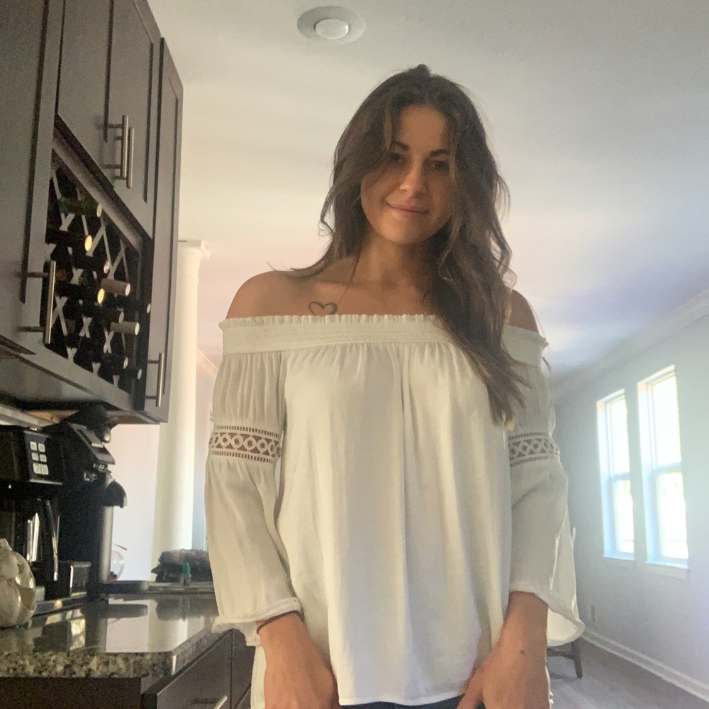 White flowy off the shoulder blouse